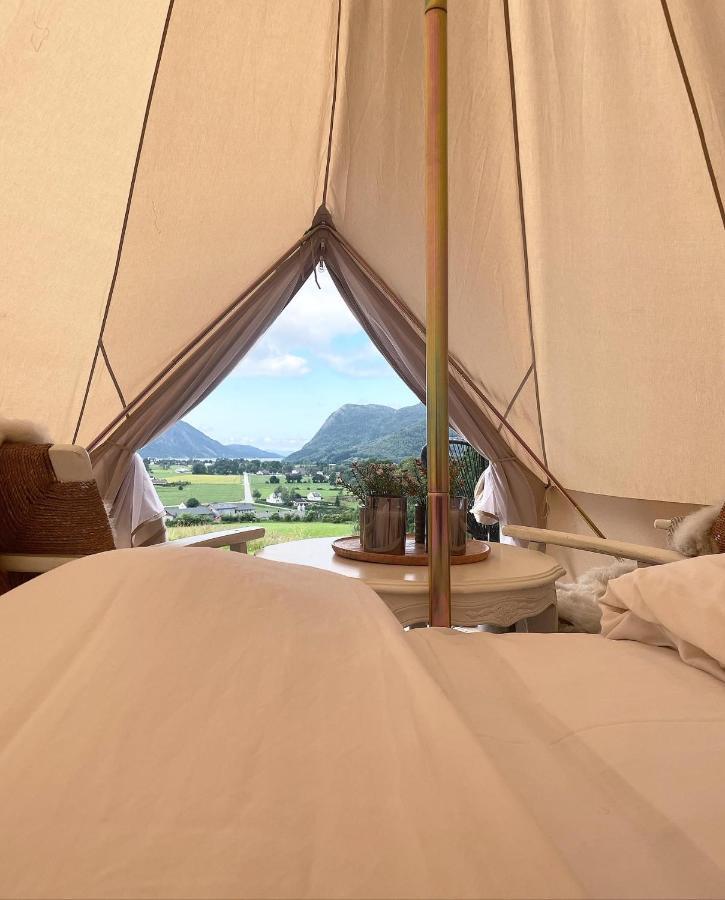 Hoiland Gard Gardshotellet Hjelmeland Ngoại thất bức ảnh