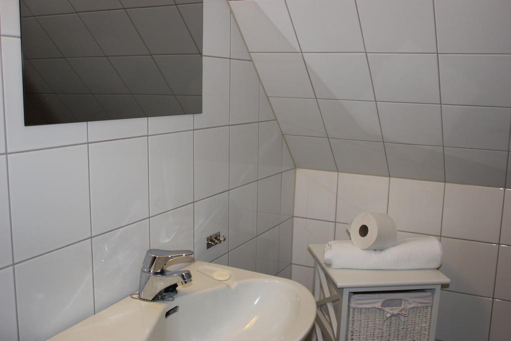 Hoiland Gard Gardshotellet Hjelmeland Ngoại thất bức ảnh