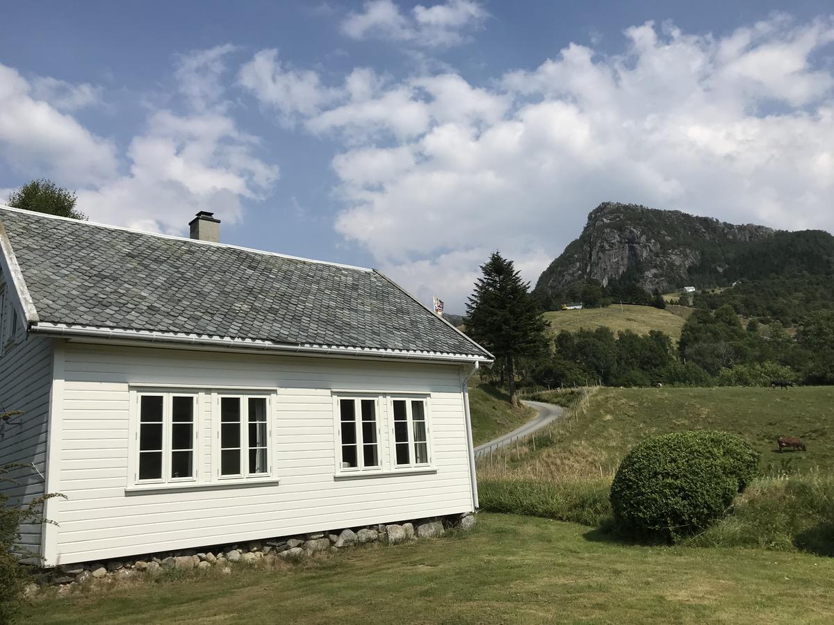Hoiland Gard Gardshotellet Hjelmeland Ngoại thất bức ảnh