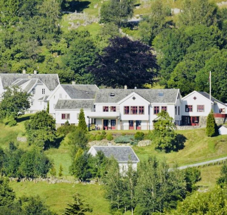 Hoiland Gard Gardshotellet Hjelmeland Ngoại thất bức ảnh